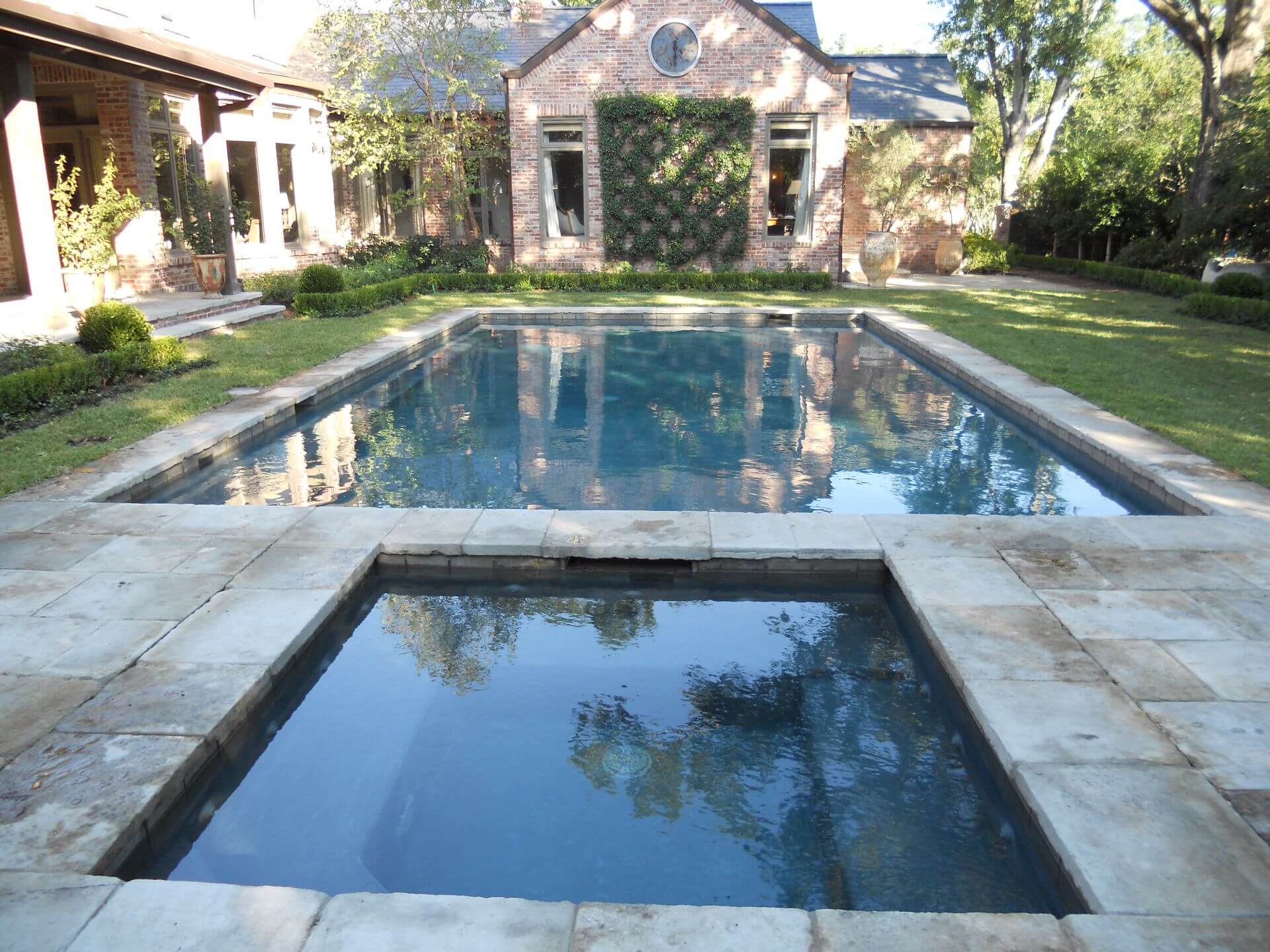 sunshine pools and spas